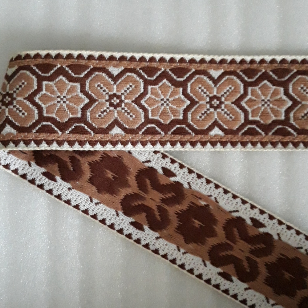 VTG 1970's BOHO Festival Retro Flower Power Fabric Trim